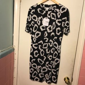 NWT DVF print dress